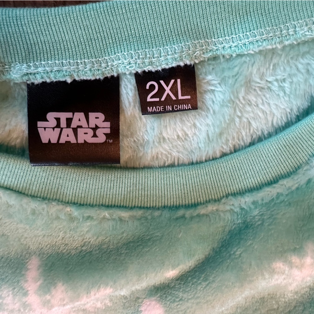 Star Wars Baby Yoda Holiday Fleece Sweatshirt Mint Green Plush 2XL Cozy Xmas - Picture 4 of 4